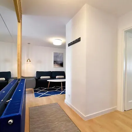 Apartamento Svetlo Stanovanje Z Modernim Dizajnom Liubliana
